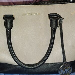 Michael Kors Black and Cream Women's Bag